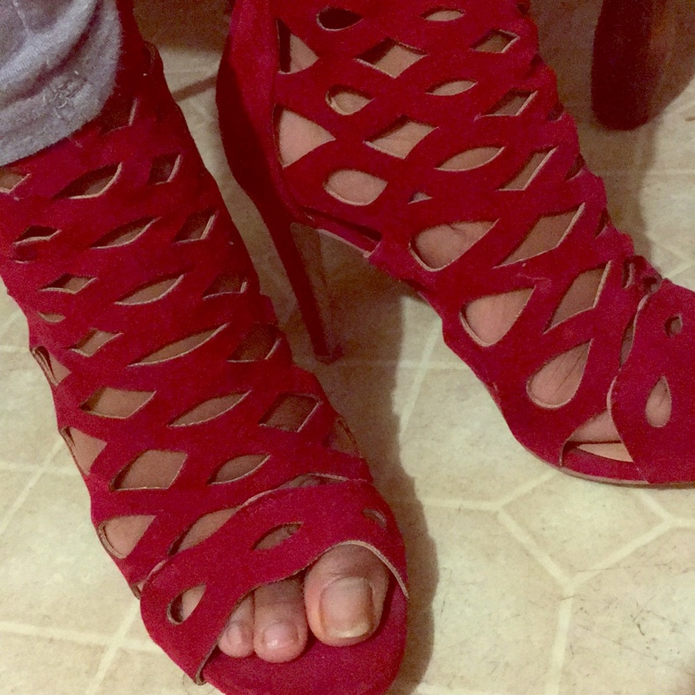 Diva Red Velvet Heels